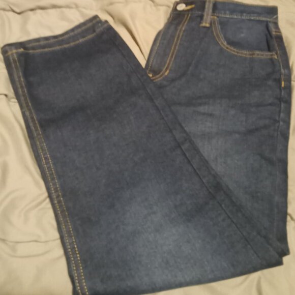 NWOT Old Navy Kids High Waisted Straight Leg Jeans - Size 14 - Dark Wash - Picture 1 of 3